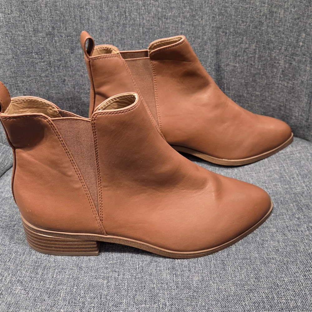 J Crew Faux Leather Chelsea Boots Brown Warm Sepia